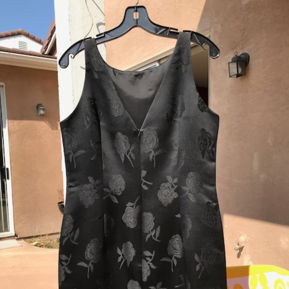 Isabel Ardee Black Satin Brocade LBD Impeccable - Picture 2 of 7